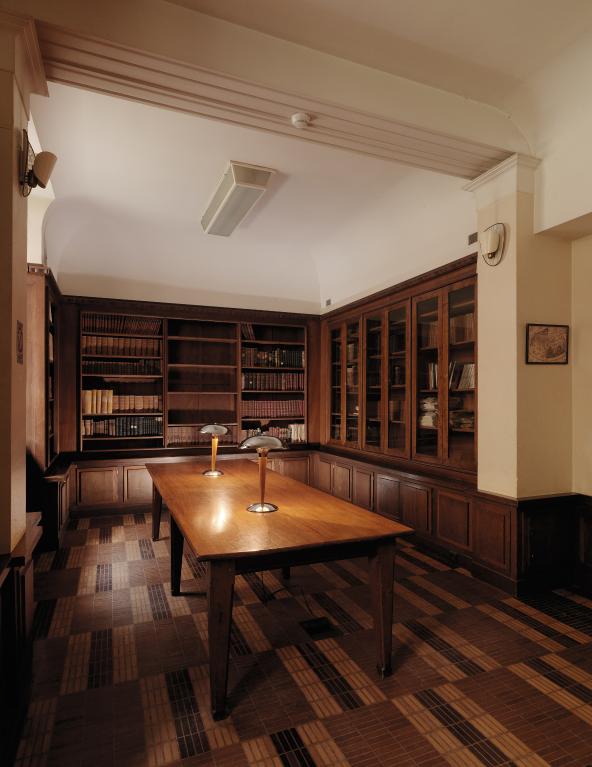 résidence d'étudiants dite Maison de Monaco, Vue d'ensemble de la  bibliothèque. (IVR11_20117500620NUC4A) - Inventaire Général du Patrimoine  Culturel