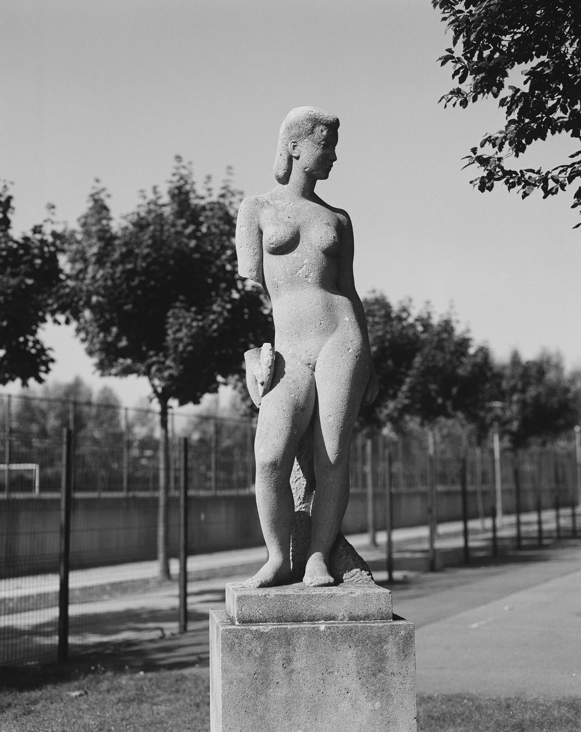 statues colossales : le discobole, le tennisman