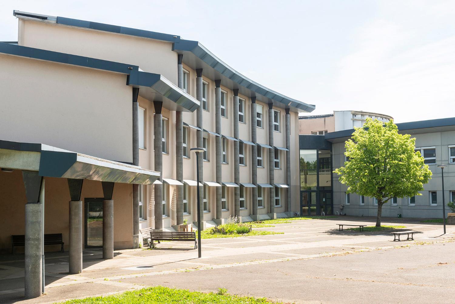 Lycée de Villaroy