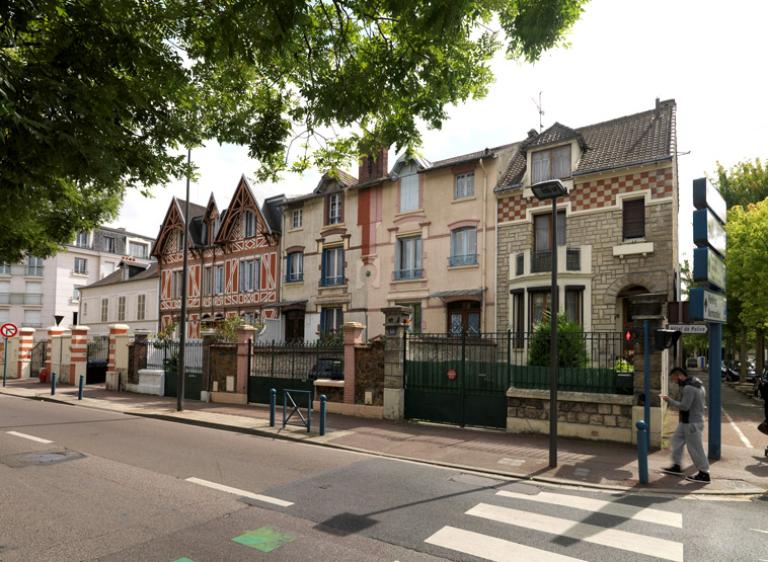 Ensemble de deux maisons jumelles