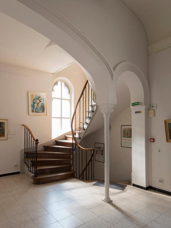 Ancienne synagogue, aujourd'hui centre d'art et musée André Planson