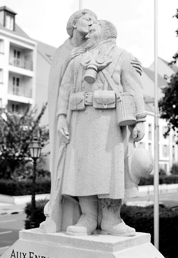 Ensemble des sculptures du monument aux morts de la Première guerre mondiale