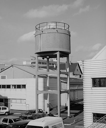 Biscuiterie Gomez frères-la Basquaise, actuellement hôtel industriel CAP Gaillard