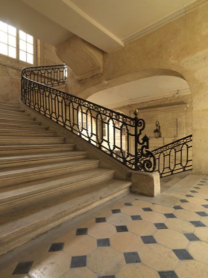 rampe d'appui, escalier d'honneur  de la ferme générale des postes dite hôtel de Villeroy