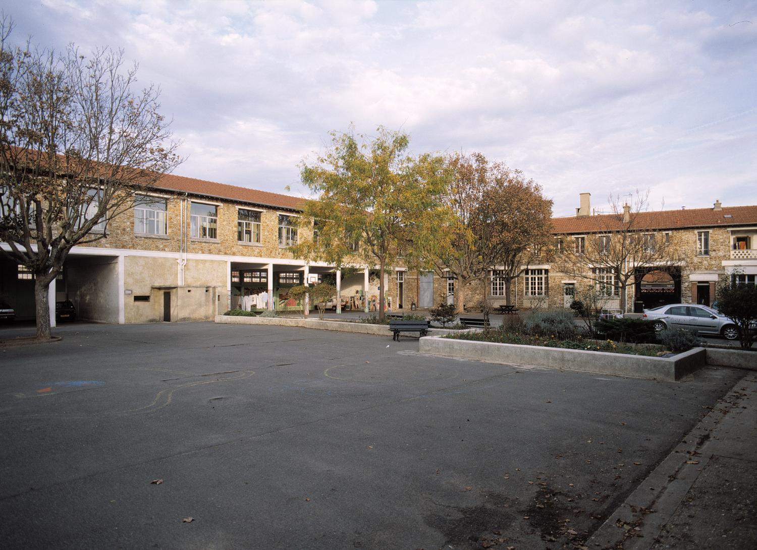 groupe scolaire Jules Ferry, autrefois école des Gravilliers