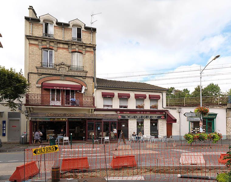 l'habitat collectif de l'OIN ORSA (Opération d'intérêt national Orly-Rungis-Seine-Amont)