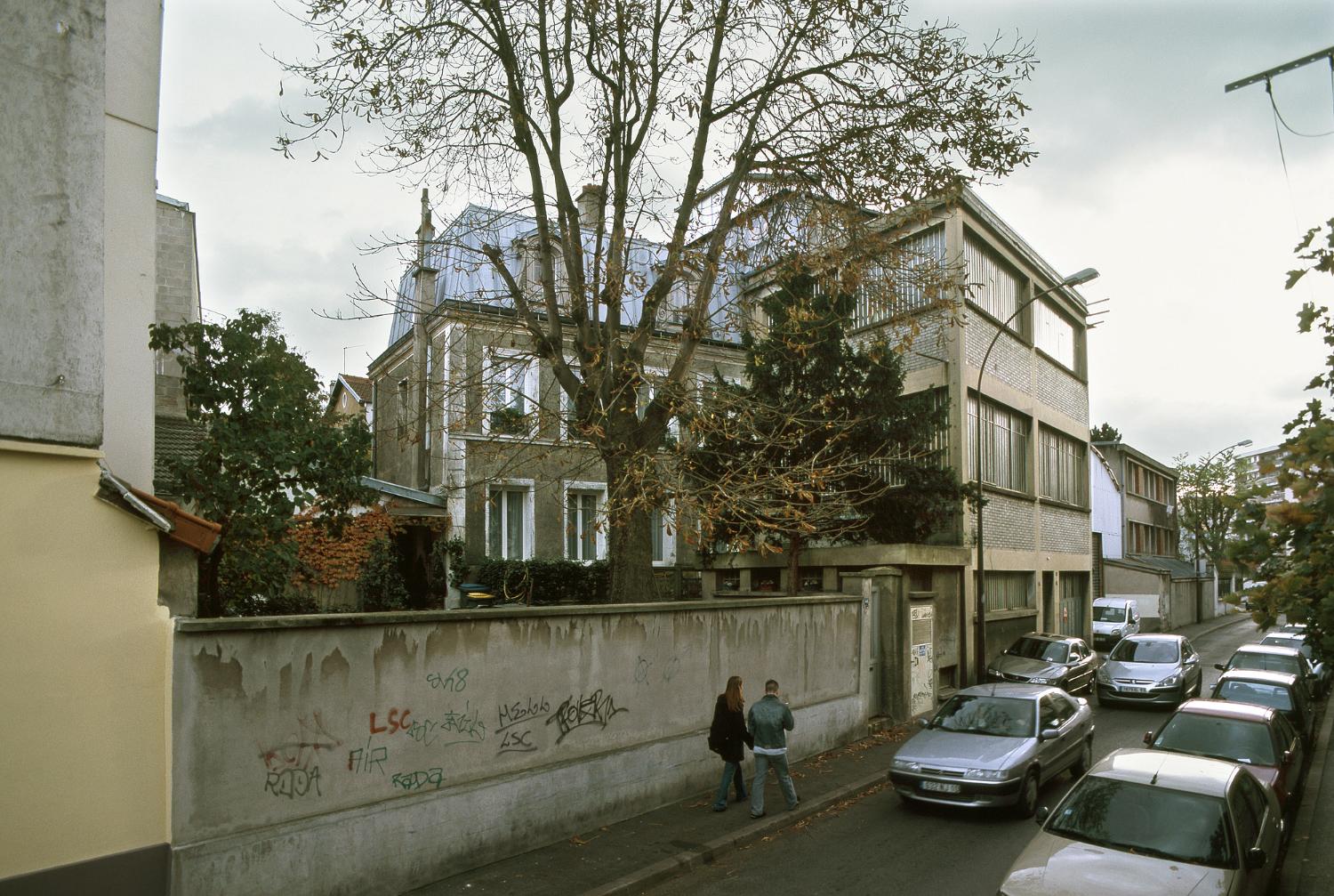 Usine d'emboutissage et d'estampage (usine de moules et ustensils métalliques) Mafter et Mora, actuellement bureaux