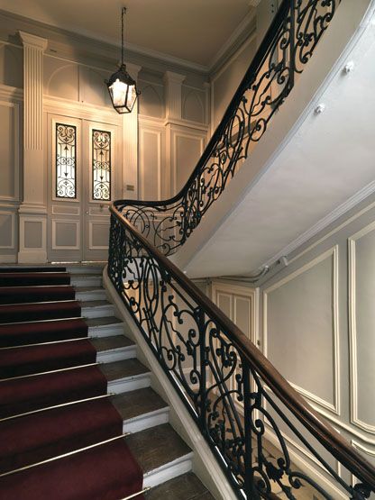 rampe d'appui, escalier de la maison à porte cochère (non étudié)