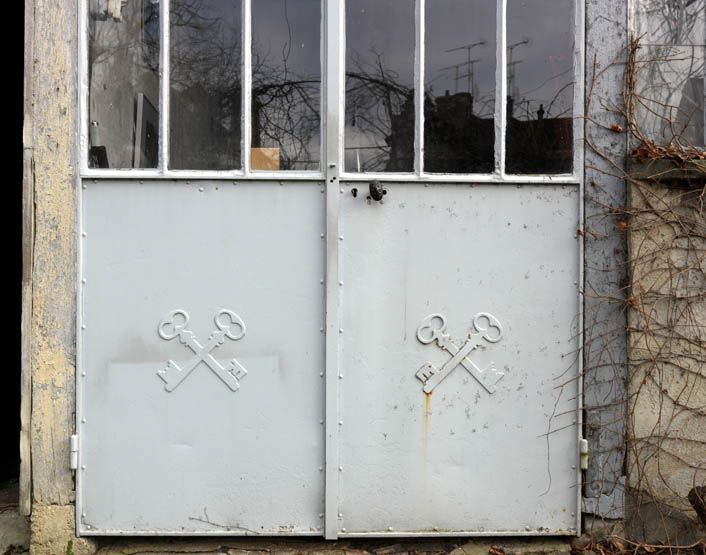 Samois-sur-Seine - usine de serrurerie et de construction métallique Oudiou, puis Bataillès, actuellement atelier d'artiste