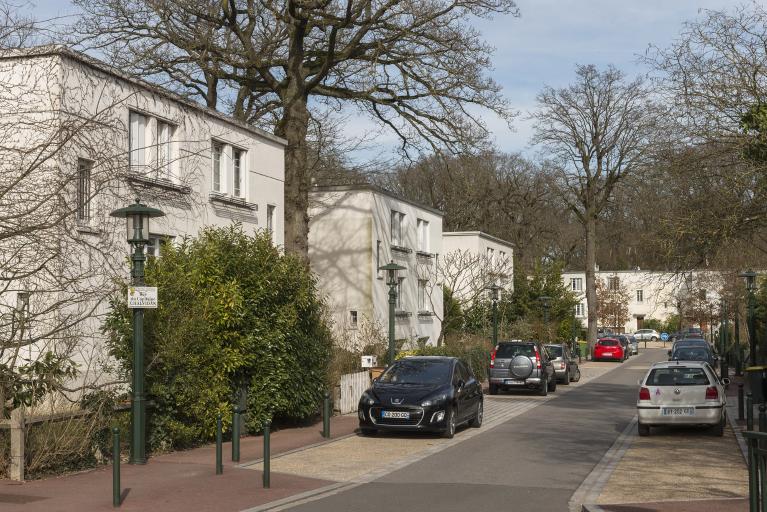 Ateliers d'artistes de la Cité-Jardin du Plessis-Robinson (Les Lunettes et Le Plateau)