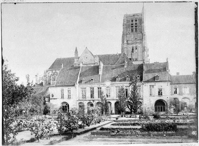 évêché, aujourd'hui musée Bossuet