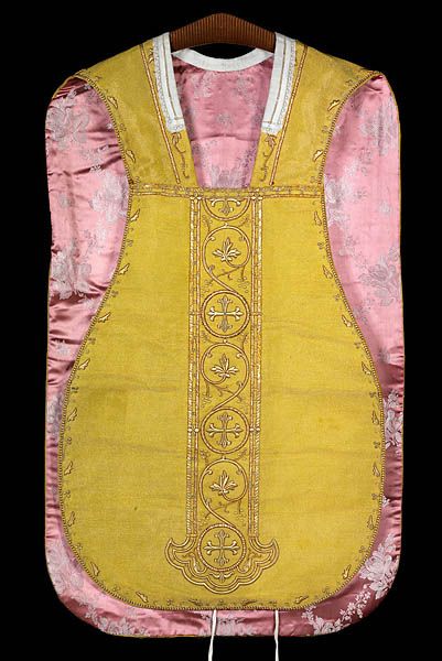 chasuble en drap d'or, réversible (?), 19e siècle