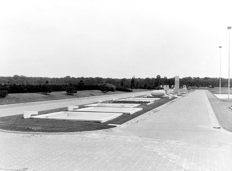 sculpture monumentale : Le jardin de la méditation ou De la méditation des âges de la vie