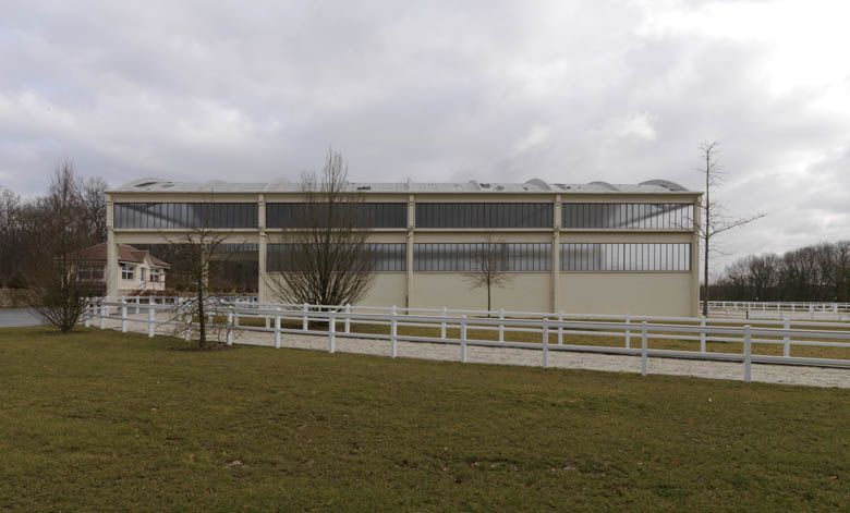 Fontaine-le-Port - scierie et usine de menuiserie (usine de parquets) Millet, actuellement manège à chevaux