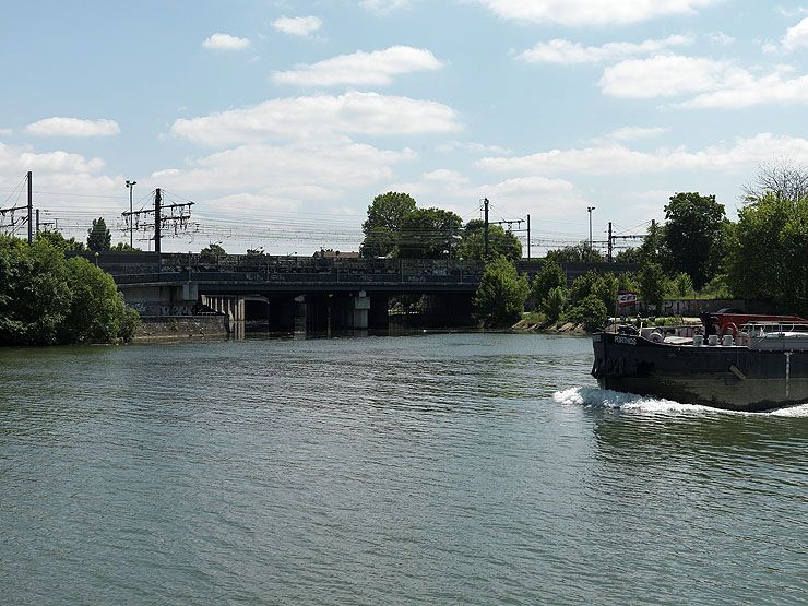 les ponts et passerelles de l'OIN ORSA (Opération d'intérêt national Orly-Rungis-Seine-Amont)