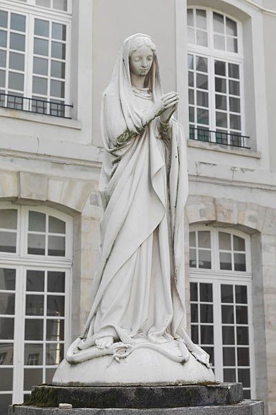 statues : Saint Joseph portant l'enfant Jésus, Vierge de l'Apocalypse