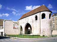 prieuré Saint-Sauveur