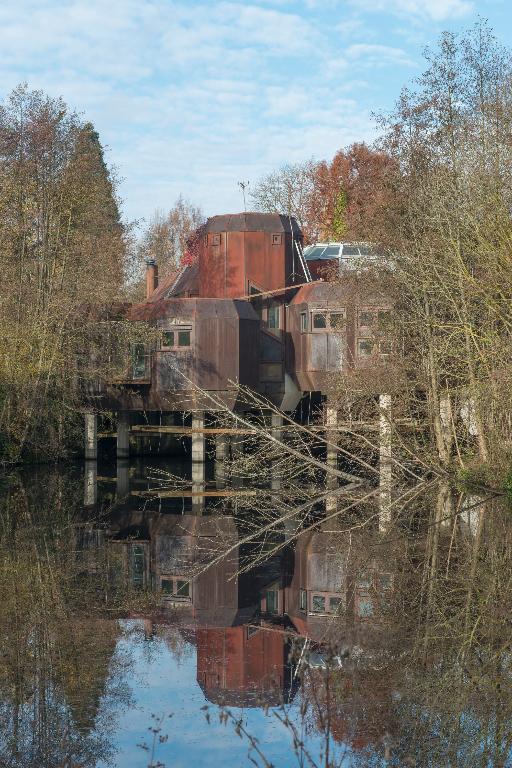 Maison en acier Corten