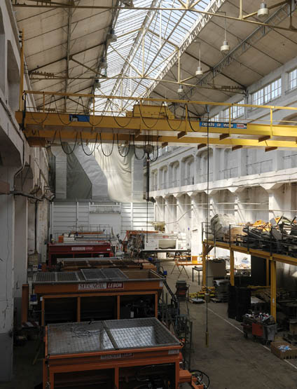 Usine de matériel électrique industriel Schneider et Cie, puis Le Matériel Electrique Scheider-Westinghouse (SW), puis Jeumont-Schneider (JS), actuellement ensemble industriel appelé "Espace Technologique et Industriel de Champagne-sur-Seine" (zone ETIC)