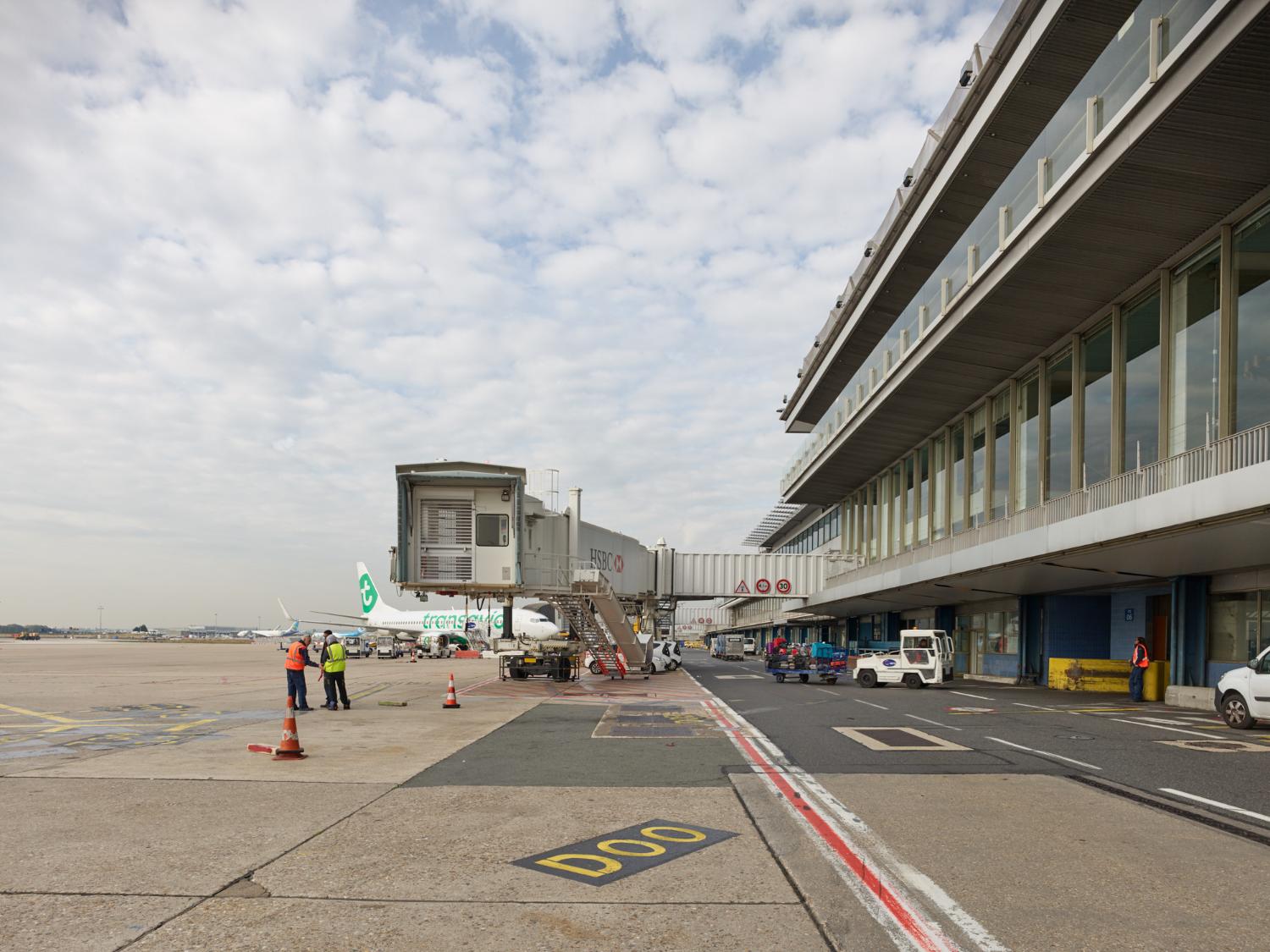 Orly 4 (depuis 2019), Orly-Sud (de 1971 à 2019), Installations terminales (de 1961 à 1971) Aérogare Sud ( de 1954 à 1961)