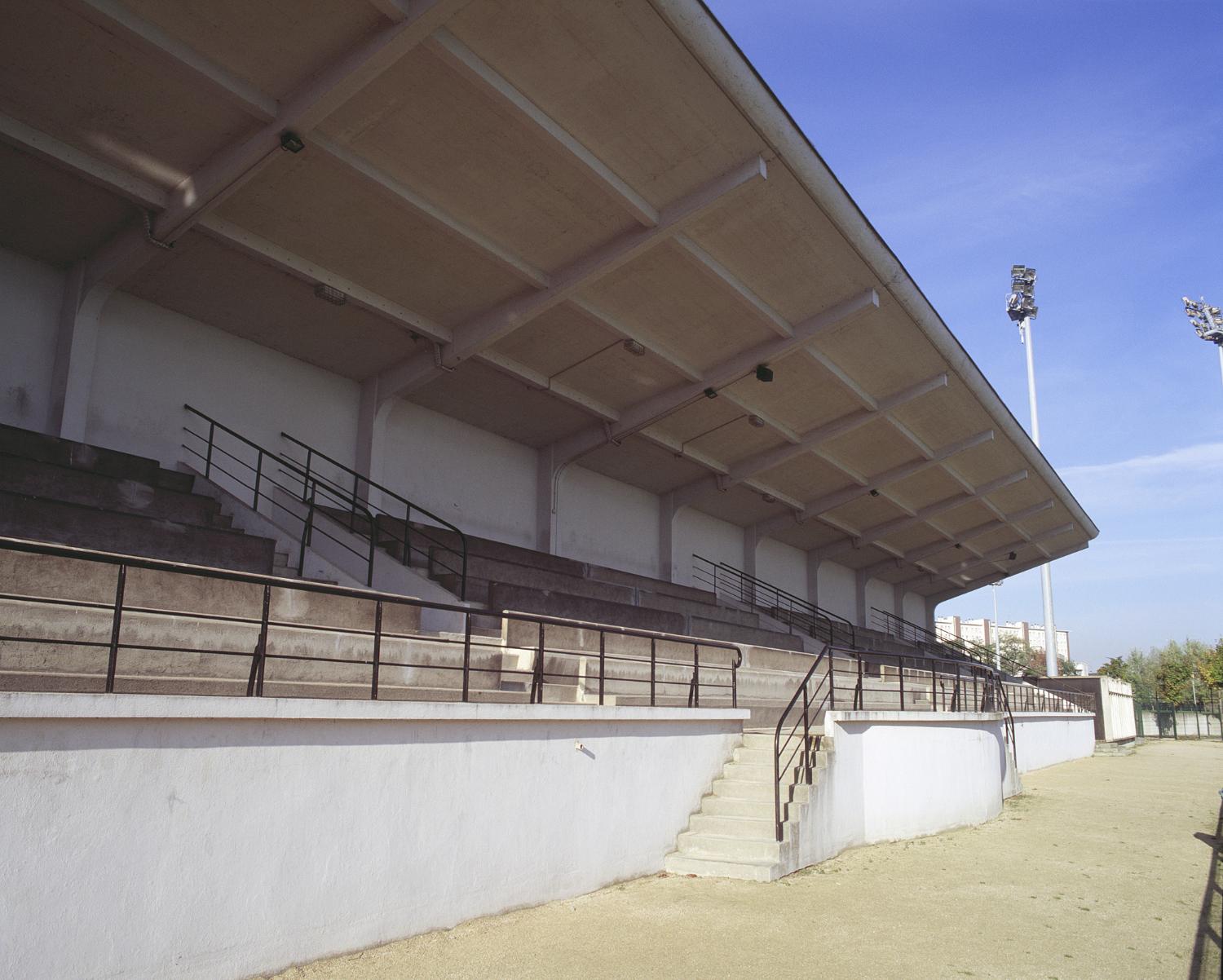 stade des Grands-Pêchers ; stade Jean Delbert ; stade Robert Legros