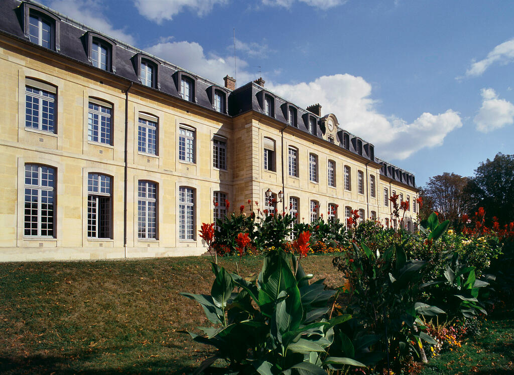 Château, Lycée dit Château de le Prevost puis DESCONDE, Lycée du Prince Impérial, actuellement Lycée Michelet