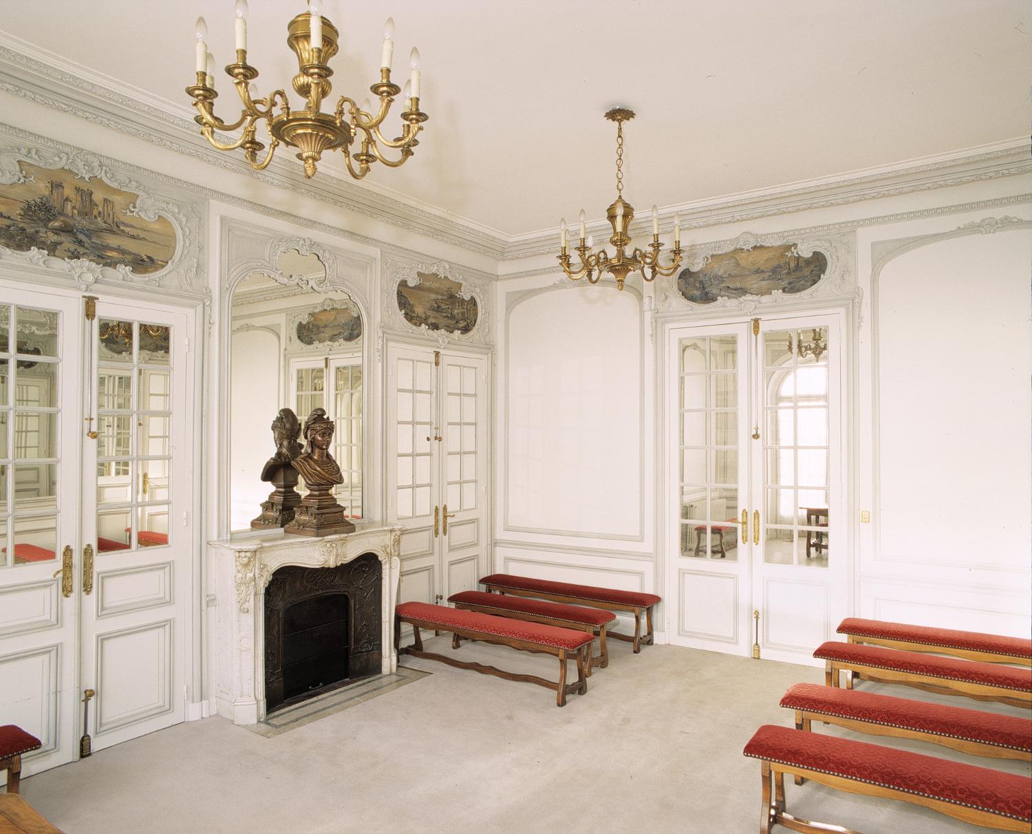 maison de notable, dite Château d'Avaucourt, actuellement mairie