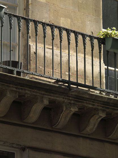 rampe d'appui, escalier de la maison à porte cochère dite maison Varin (non étudié)