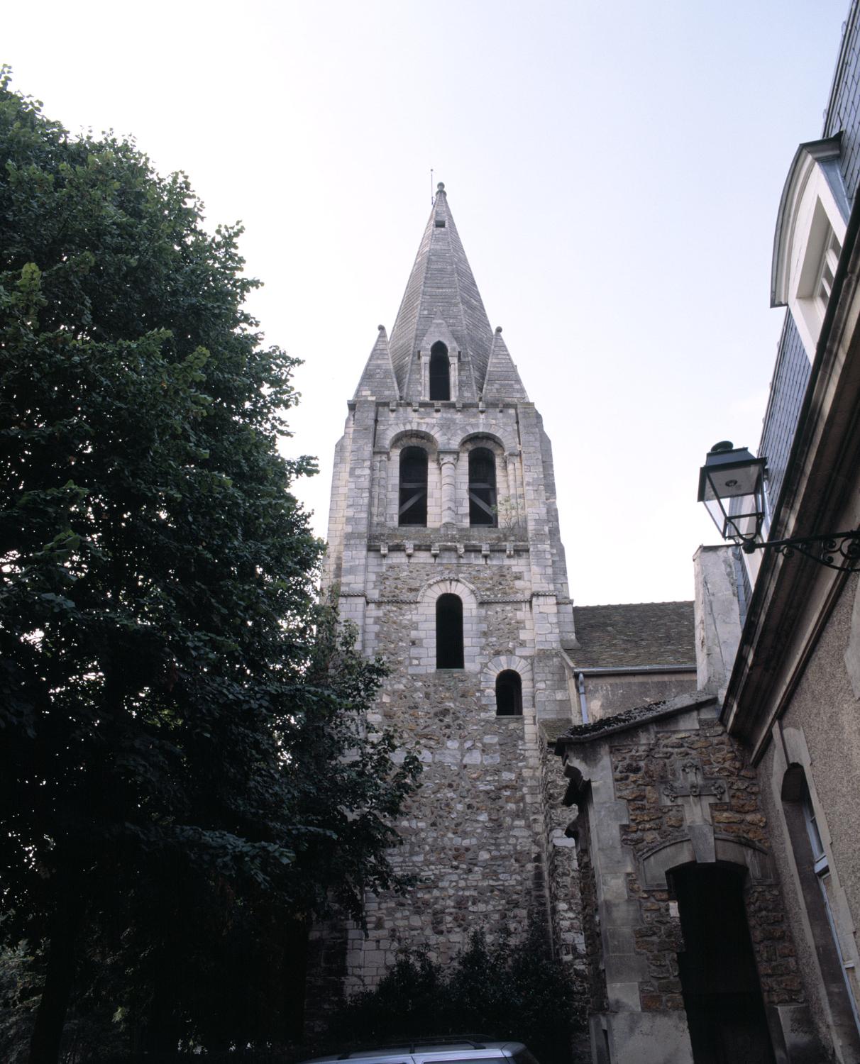 collégiale de chanoines de la congrégation de Saint-Victor, église paroissiale Saint-Denis