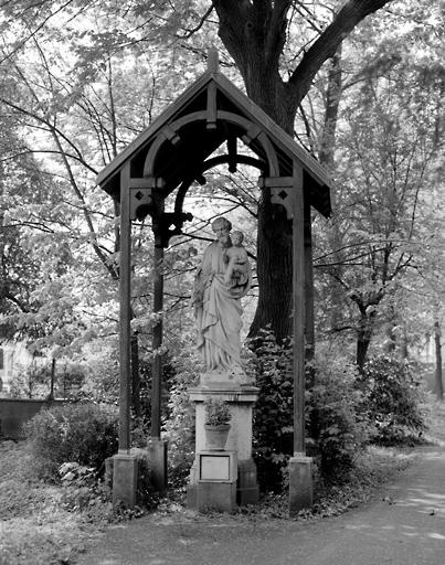 statue : Saint Joseph