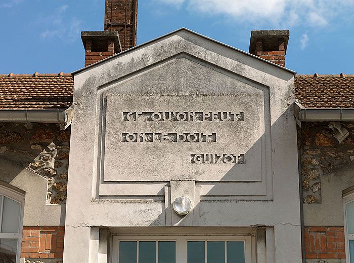 groupe scolaire : école primaire Pasteur et collège Henri IV