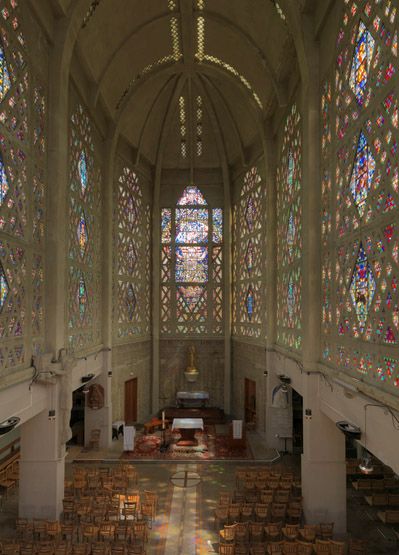 église paroissiale Sainte-Thérèse de l'Enfant Jésus