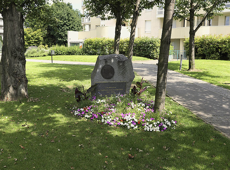 monument commémoratif Jacques Daburon