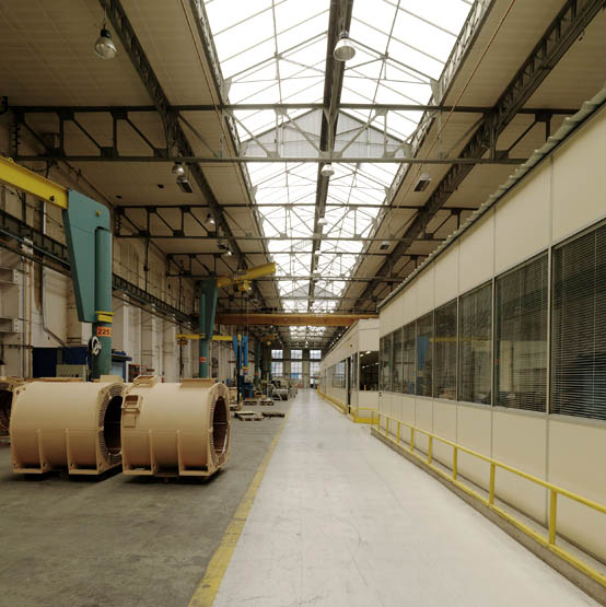 Usine de matériel électrique industriel Schneider et Cie, puis Le Matériel Electrique Scheider-Westinghouse (SW), puis Jeumont-Schneider (JS), actuellement ensemble industriel appelé "Espace Technologique et Industriel de Champagne-sur-Seine" (zone ETIC)