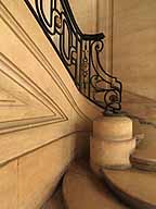rampe d'appui, escalier de l' hôtel Fleury ou Brochet de Saint-Prest, actuellement Institut d'études politiques (non étudié)