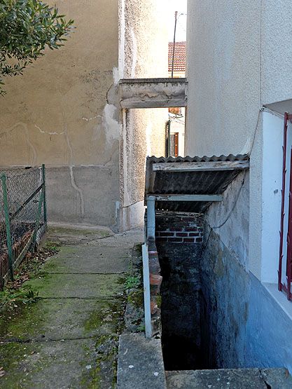 dossier collectif sur les cours communes du Faubourg Saint-Nicolas