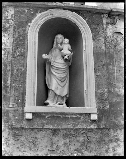 Campagne photographique sur le patrimoine de Mantes-la-Jolie en 1977