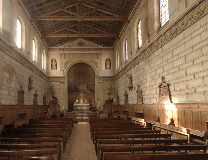 Ensemble de 19 verrières - Chapelle de la Fondation Eugène-Napoléon