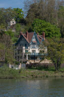 Maison de villégiature dite villa les Fontaines-Dieu