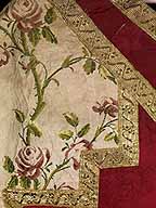 chasuble aux roses