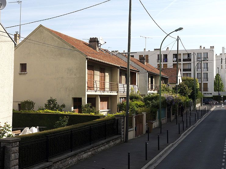 l'habitat collectif de l'OIN ORSA (Opération d'intérêt national Orly-Rungis-Seine-Amont)