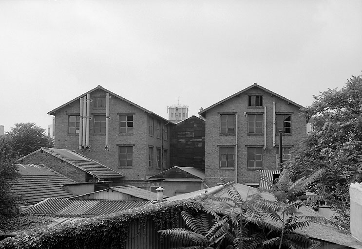 Usine de peausserie Léonard Fournier, puis Gorin, puis entrepôt commercial Electro distribution