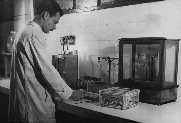 Biscuiterie Gomez frères-la Basquaise, actuellement hôtel industriel CAP Gaillard