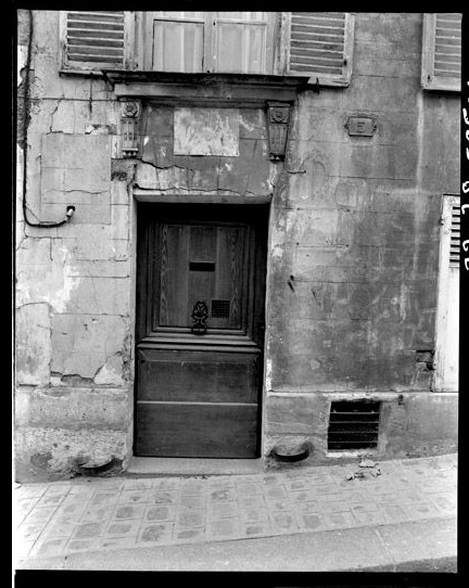 Campagne photographique sur le patrimoine de Mantes-la-Jolie en 1977