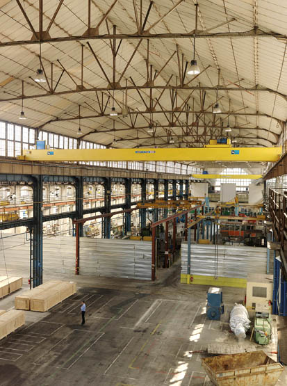 Usine de matériel électrique industriel Schneider et Cie, puis Le Matériel Electrique Scheider-Westinghouse (SW), puis Jeumont-Schneider (JS), actuellement ensemble industriel appelé "Espace Technologique et Industriel de Champagne-sur-Seine" (zone ETIC)