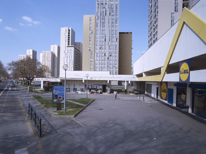 centre commercial de la Croix Blanche