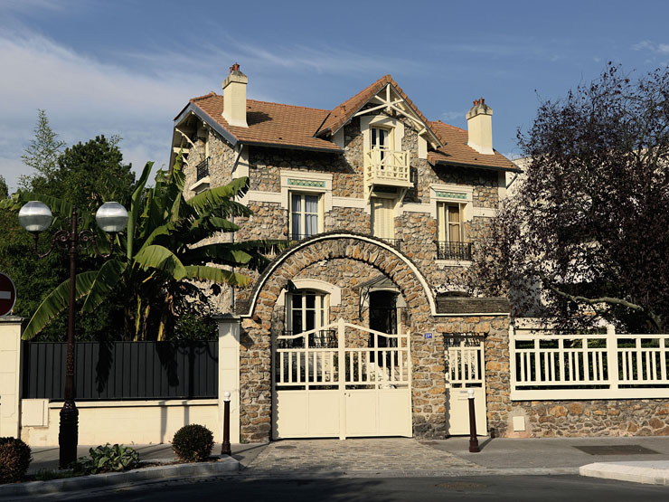 Les maisons et immeubles d'Enghien-les-Bains