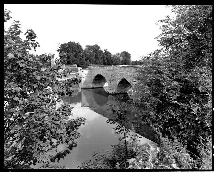 Campagne photographique sur le patrimoine de Mantes-la-Jolie en 1977