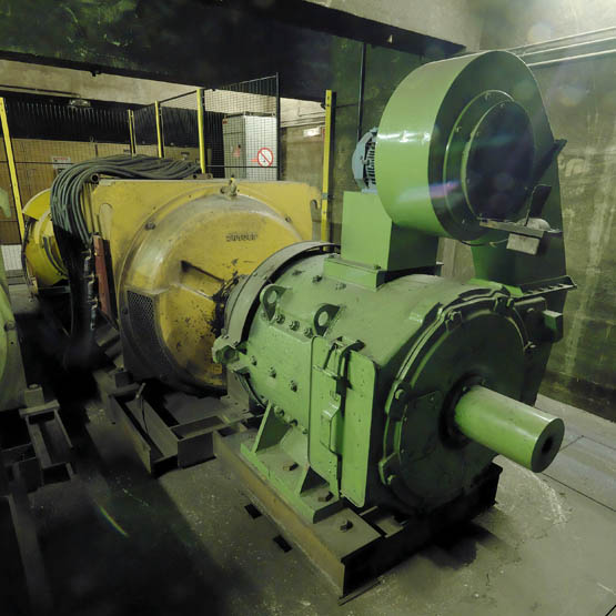 Usine de matériel électrique industriel Schneider et Cie, puis Le Matériel Electrique Scheider-Westinghouse (SW), puis Jeumont-Schneider (JS), actuellement ensemble industriel appelé "Espace Technologique et Industriel de Champagne-sur-Seine" (zone ETIC)