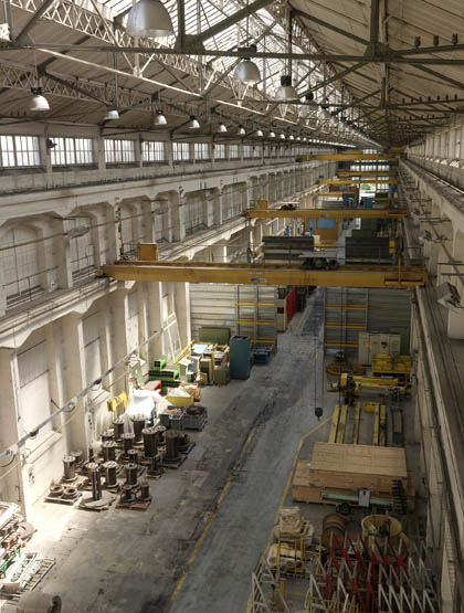 Usine de matériel électrique industriel Schneider et Cie, puis Le Matériel Electrique Scheider-Westinghouse (SW), puis Jeumont-Schneider (JS), actuellement ensemble industriel appelé "Espace Technologique et Industriel de Champagne-sur-Seine" (zone ETIC)